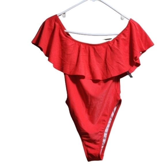 Fashion nova one piece swimming suit with ruffle color red size small - Picture 2 of 6